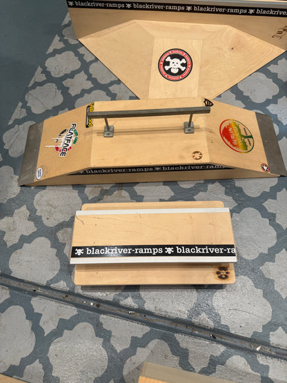 Blackriver Ramps Fingerboard Skatepark Lot Wood Ramps Rails Quarter Pipe Obstacles