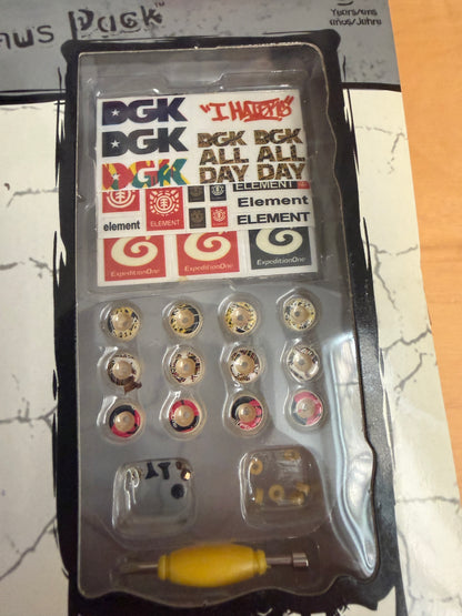 Tech Deck Skate Shop Bonus Pack – 96mm Element DGK | Vintage | Sealed