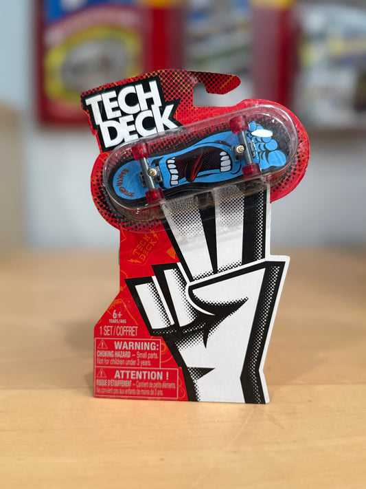Tech Deck Santa Cruz Screaming Hand Fingerboard Red Wheels Vintage Sealed