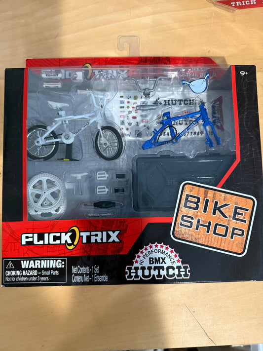 Flick Trix BMX Finger Bike Hutch Bike Shop Customizable TrickStar Set
