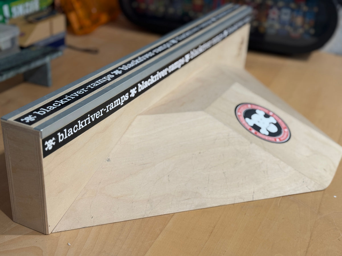Blackriver Ramps Skatepark D-Rex Ledge OG Rare Fingerboard Ramp